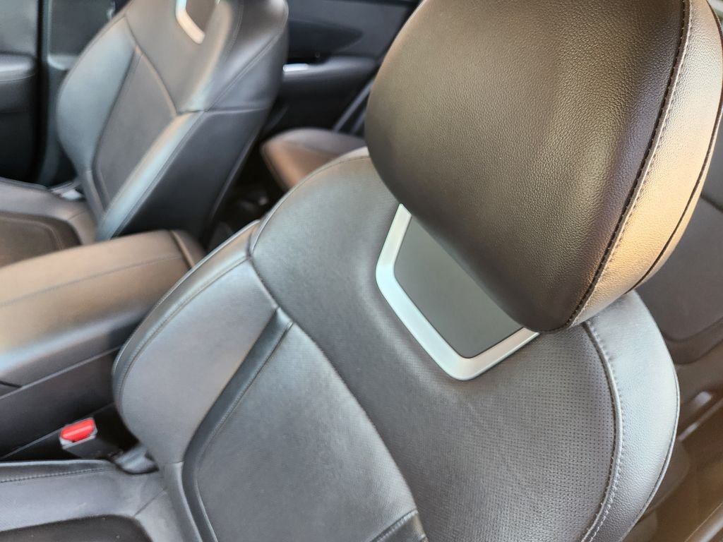 Used 2022 Intense Blue Hyundai SEL image 25
