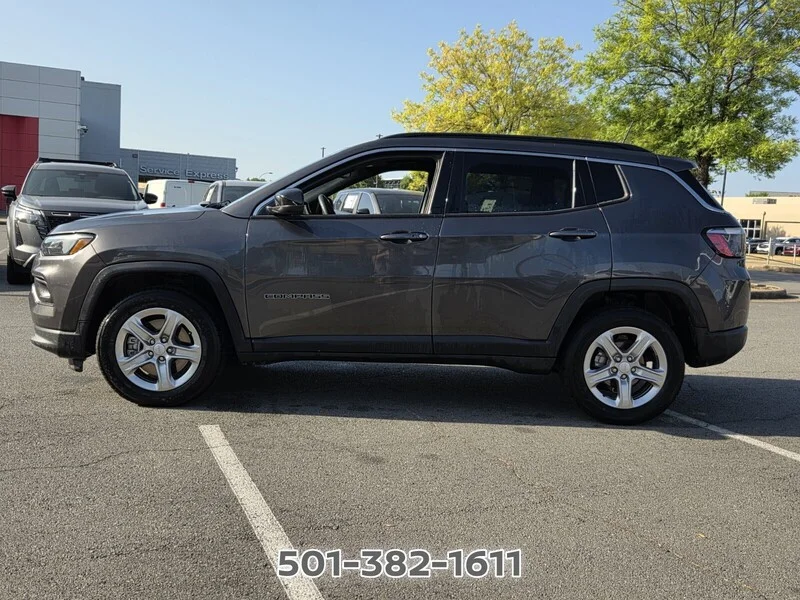 Used 2024 Baltic Gray Metallic Clearcoat JEEP LATITUDE 4X4 image 2