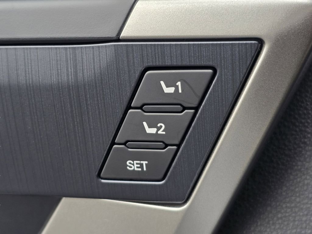 2026 Toyota Tundra Platinum - Photo 19