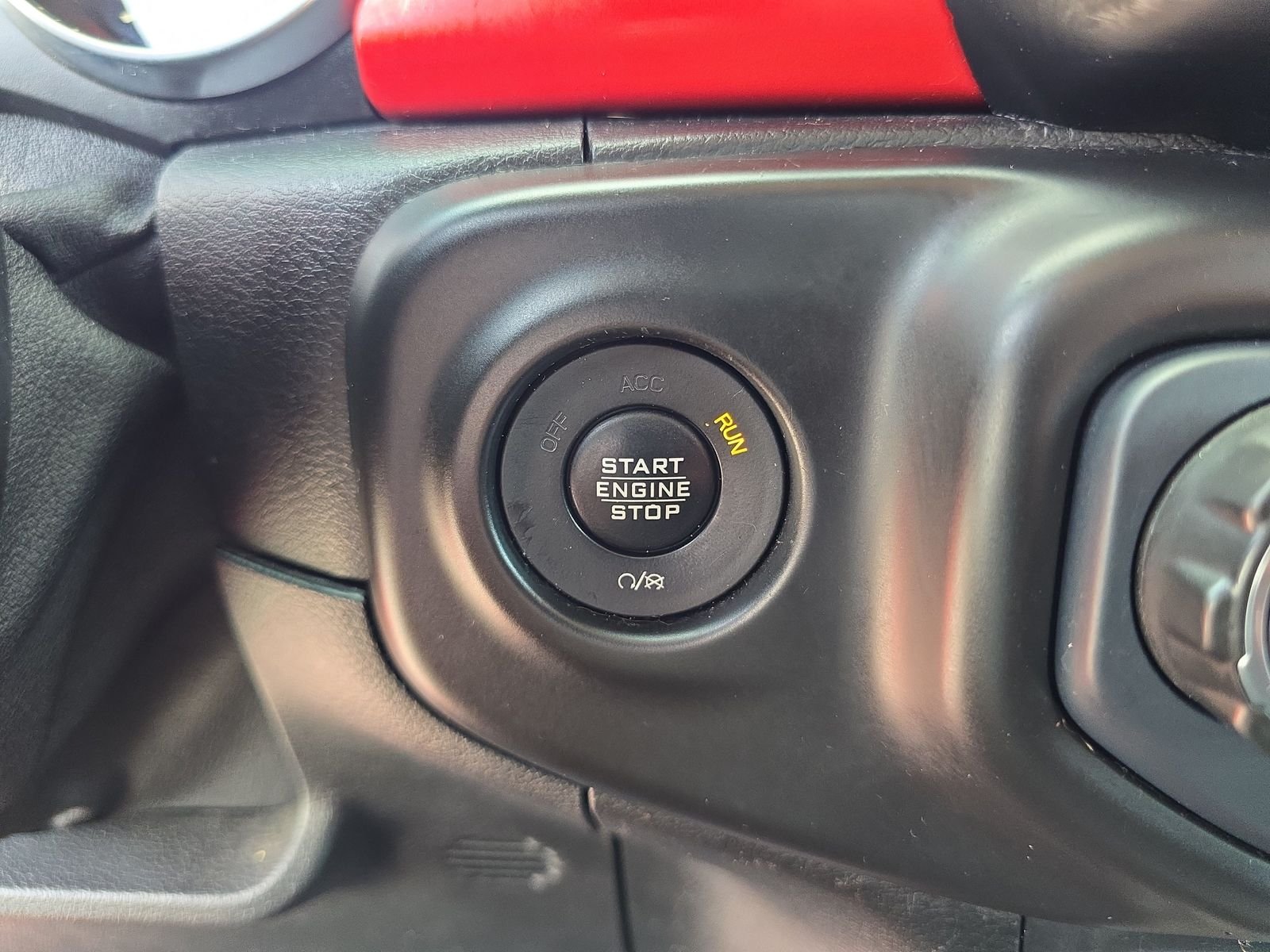 Used 2018 Red Jeep Unlimited Rubicon image 26