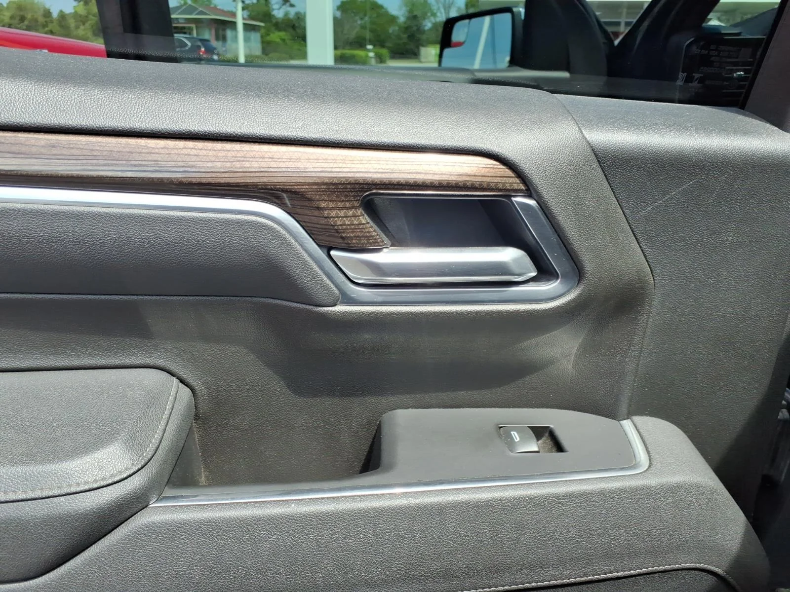 2025 Chevrolet Silverado 1500 LT - Photo 8