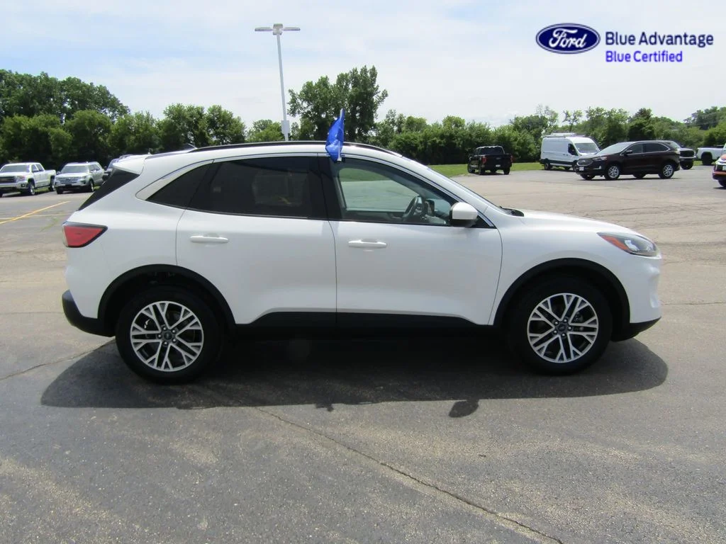 Certified Used 2021 Star White Ford SEL image 9