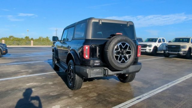 New 2026 Shadow Black Ford Outer Banks® image 87