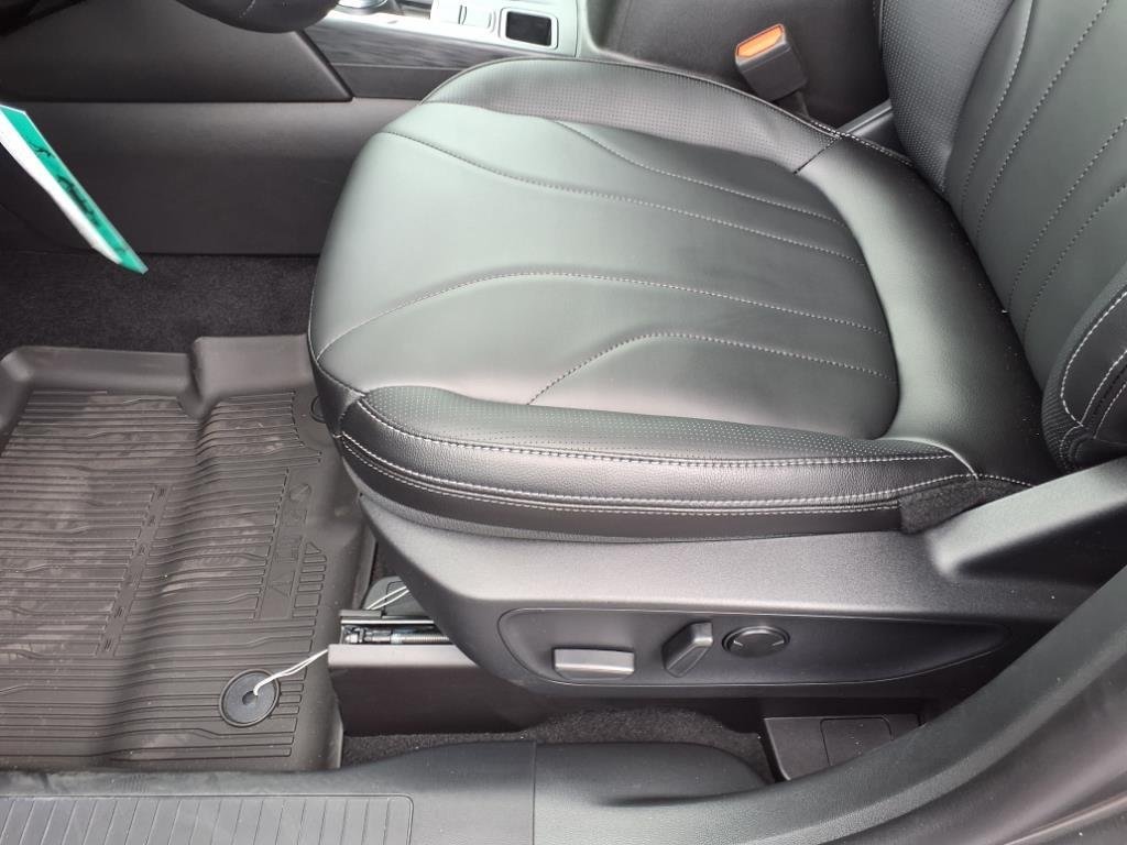 2025 Ford Escape Plug-in hybrid PHEV - Photo 21