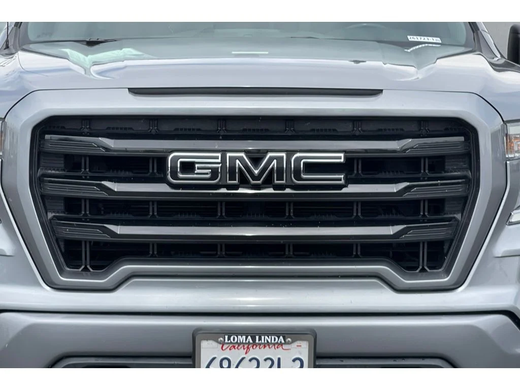 Used 2022 Satin Steel Metallic GMC Elevation image 13