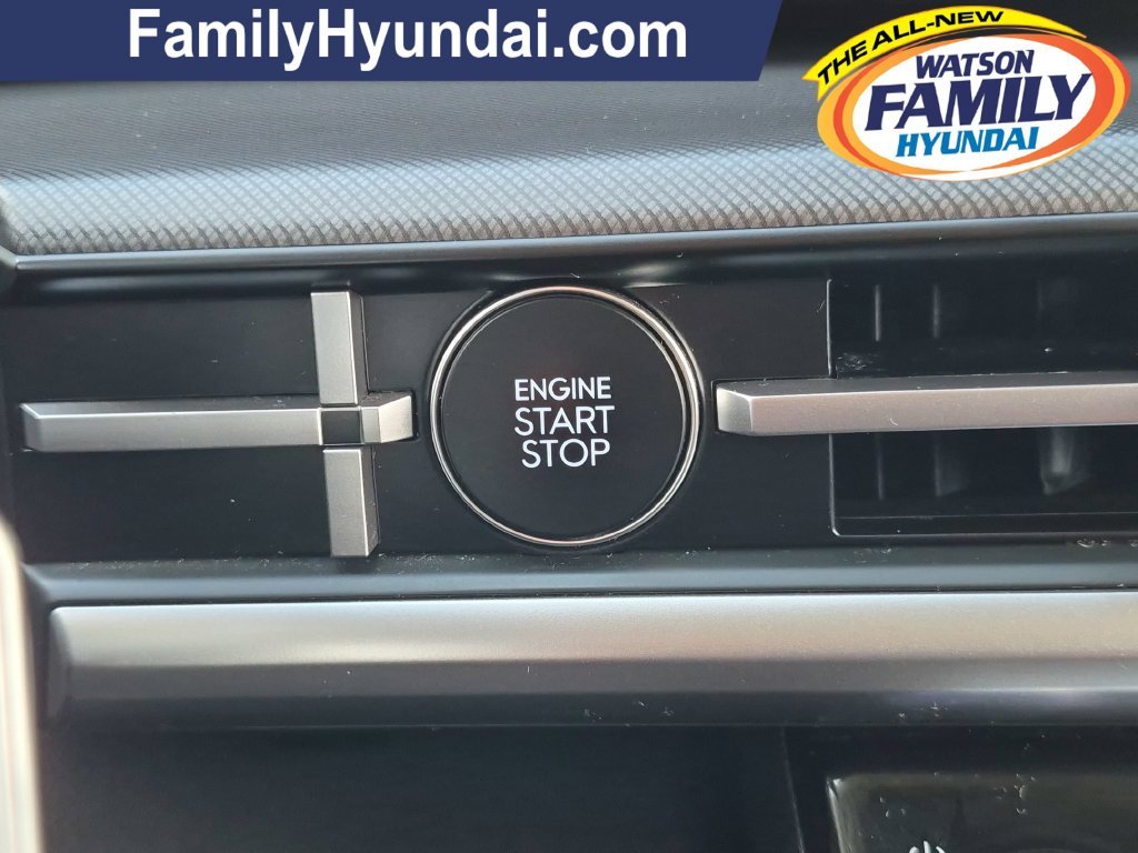 2024 Hyundai Santa Fe SE - Photo 17