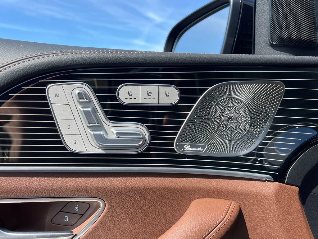New 2026 Obsidian Black Metallic Mercedes-Benz GLS 450 image 51