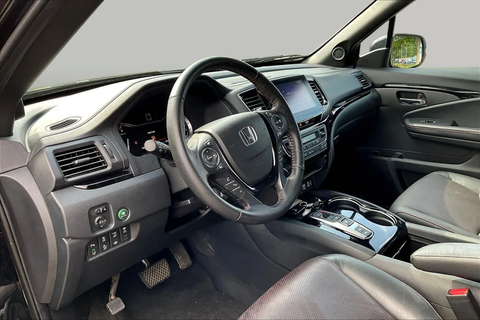 Used 2022 Crystal Black Pearl Honda Black Edition image 18