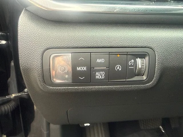 Used 2026 Black GMC Elevation image 11