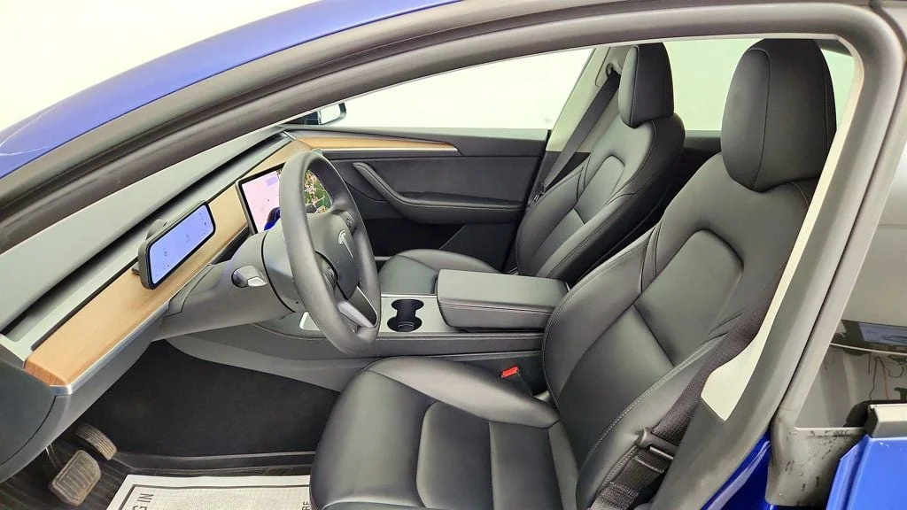 Used 2024 Deep Blue Metallic Tesla Long Range AWD w/ Full Self-Driving & Aero Disc Wheel Covers image 26