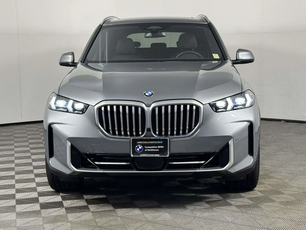 Used 2026 Gray BMW xDrive40i image 6