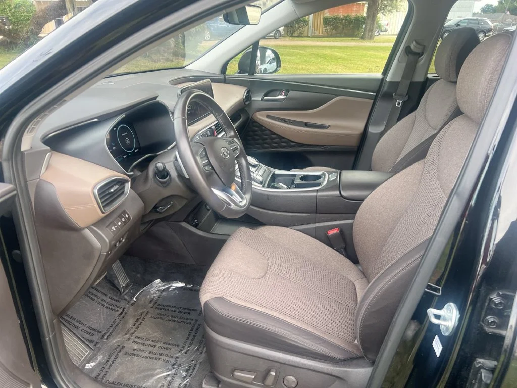 Used 2023 Black Hyundai SEL Convenience image 13