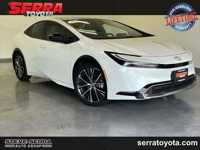 Certified Used 2023 PLATINUM WHITE PEARL MC. Toyota  image 1