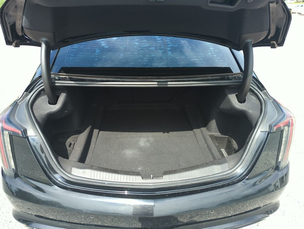 Used 2021 Black Cadillac V-Series image 31