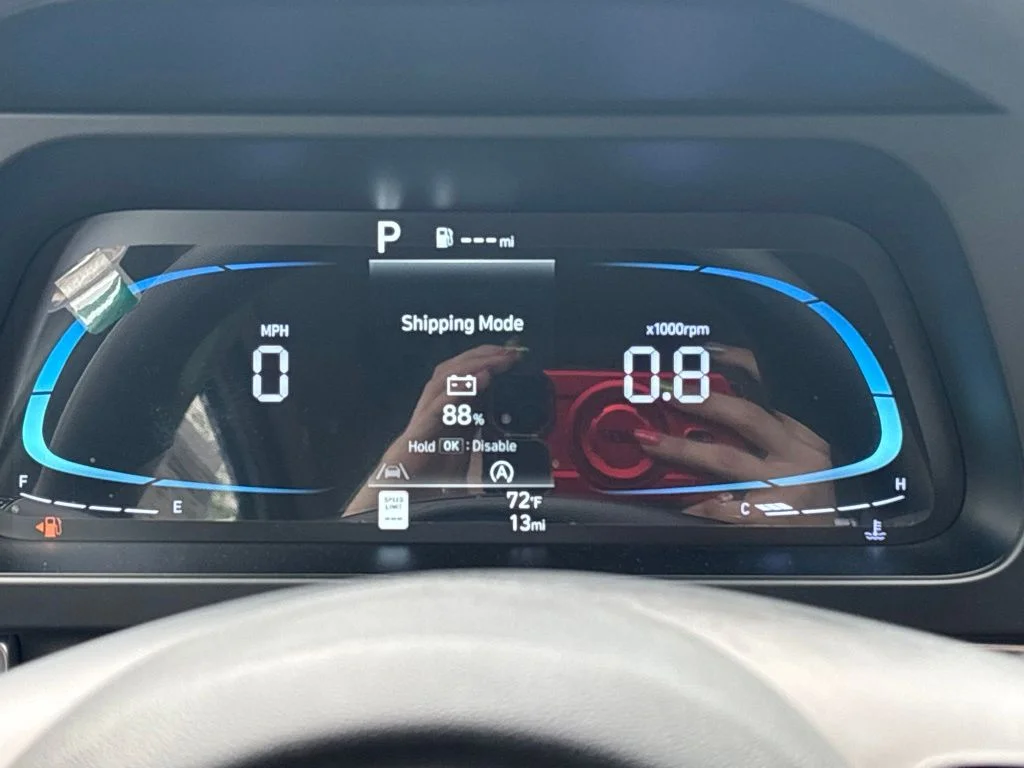New 2026 White Hyundai SE image 17