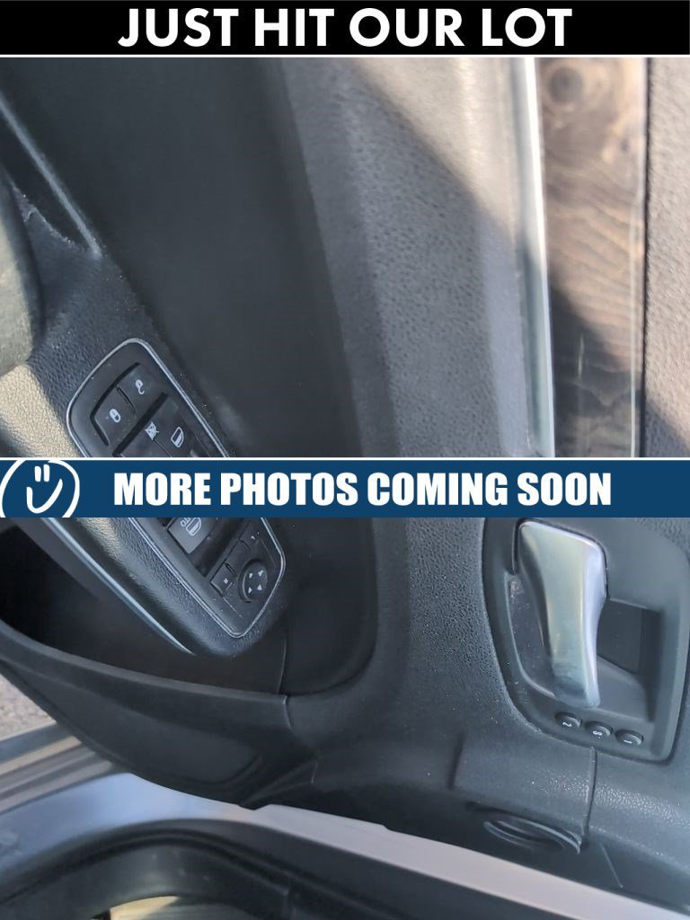 Used 2015 Billet Silver Metallic Clearcoat Chrysler C image 19