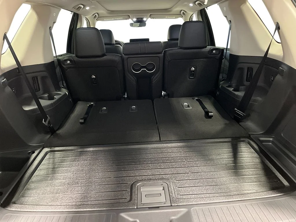 New 2026 Platinum White Pearl Honda AWD Touring image 23