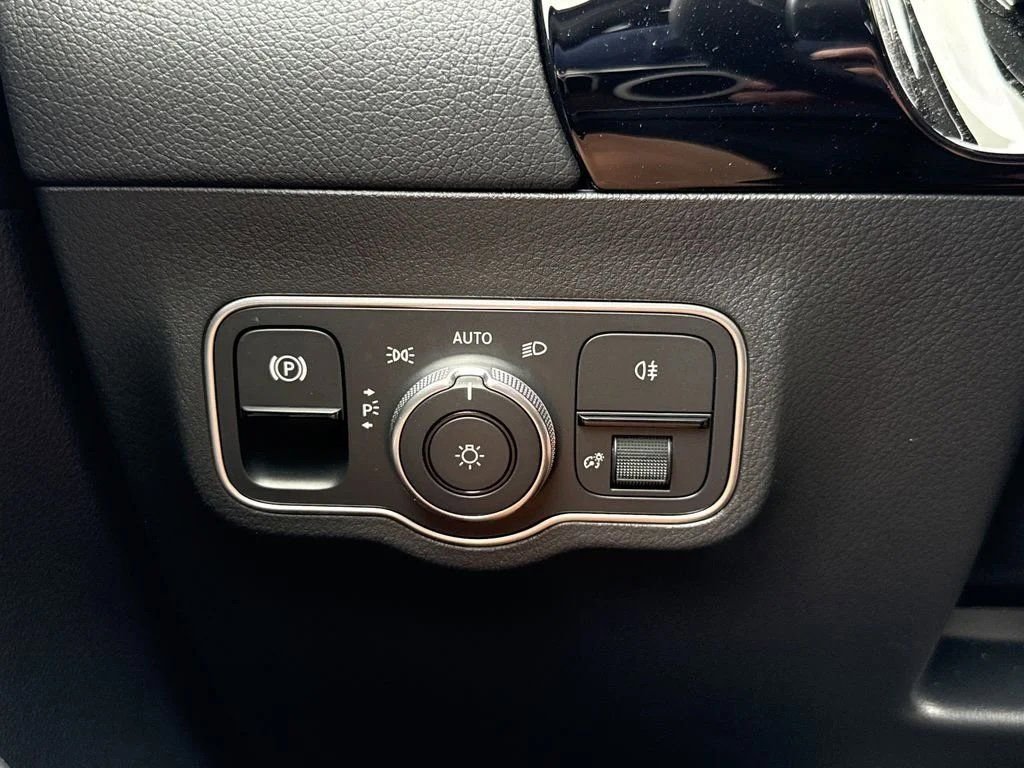 2025 Mercedes-Benz GLA GLA250 - Photo 27