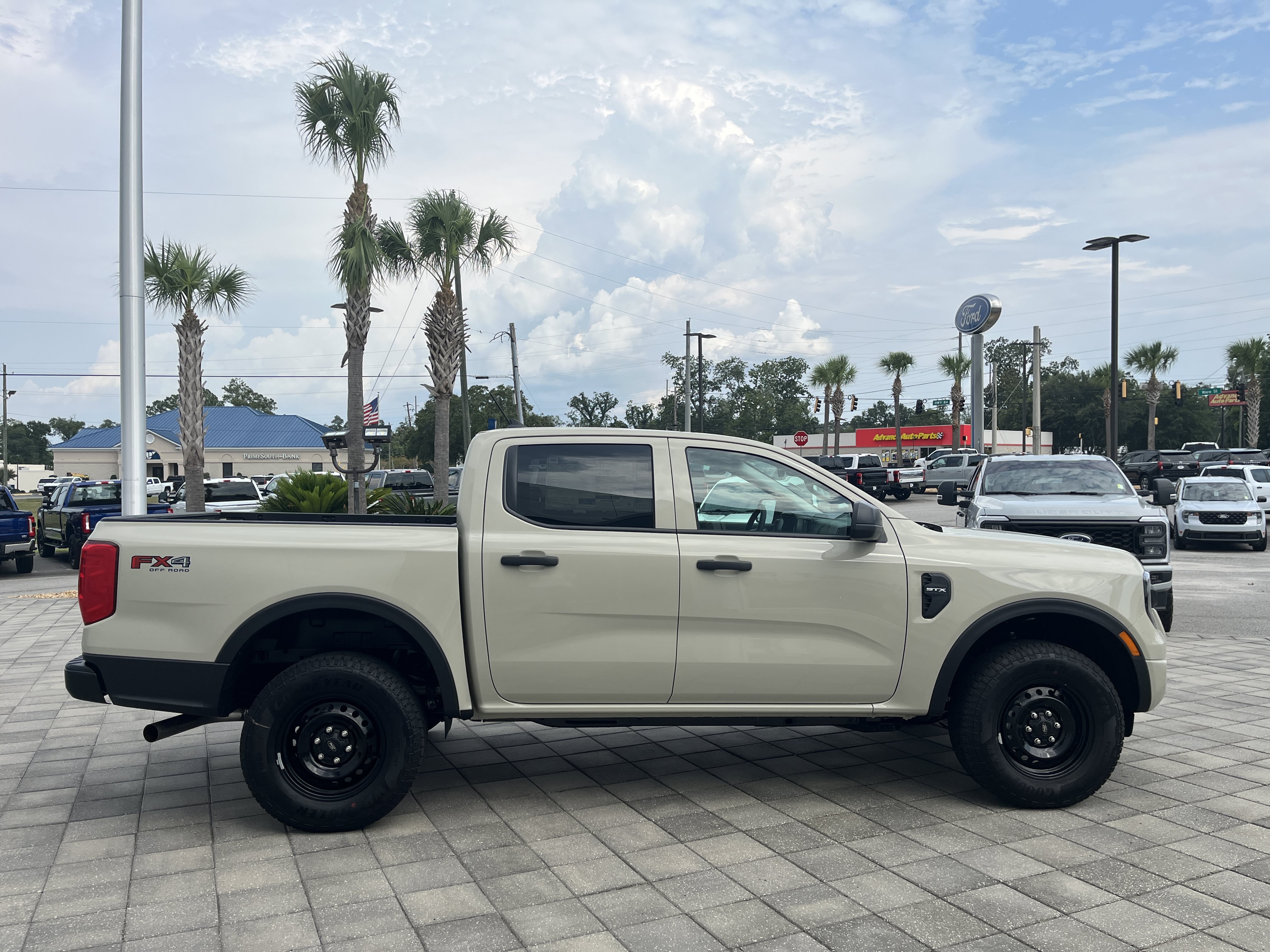 New 2026 Beige Ford XL image 10