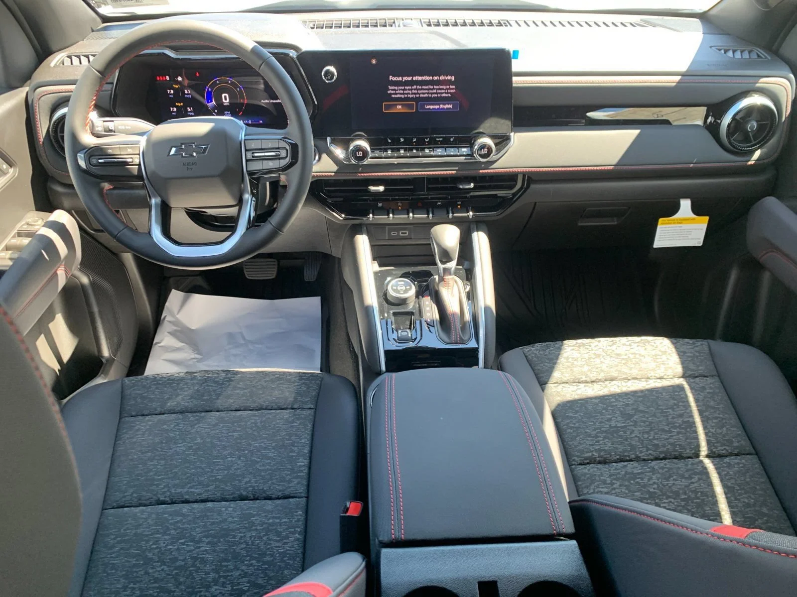2026 Chevrolet Colorado Z71 - Photo 15