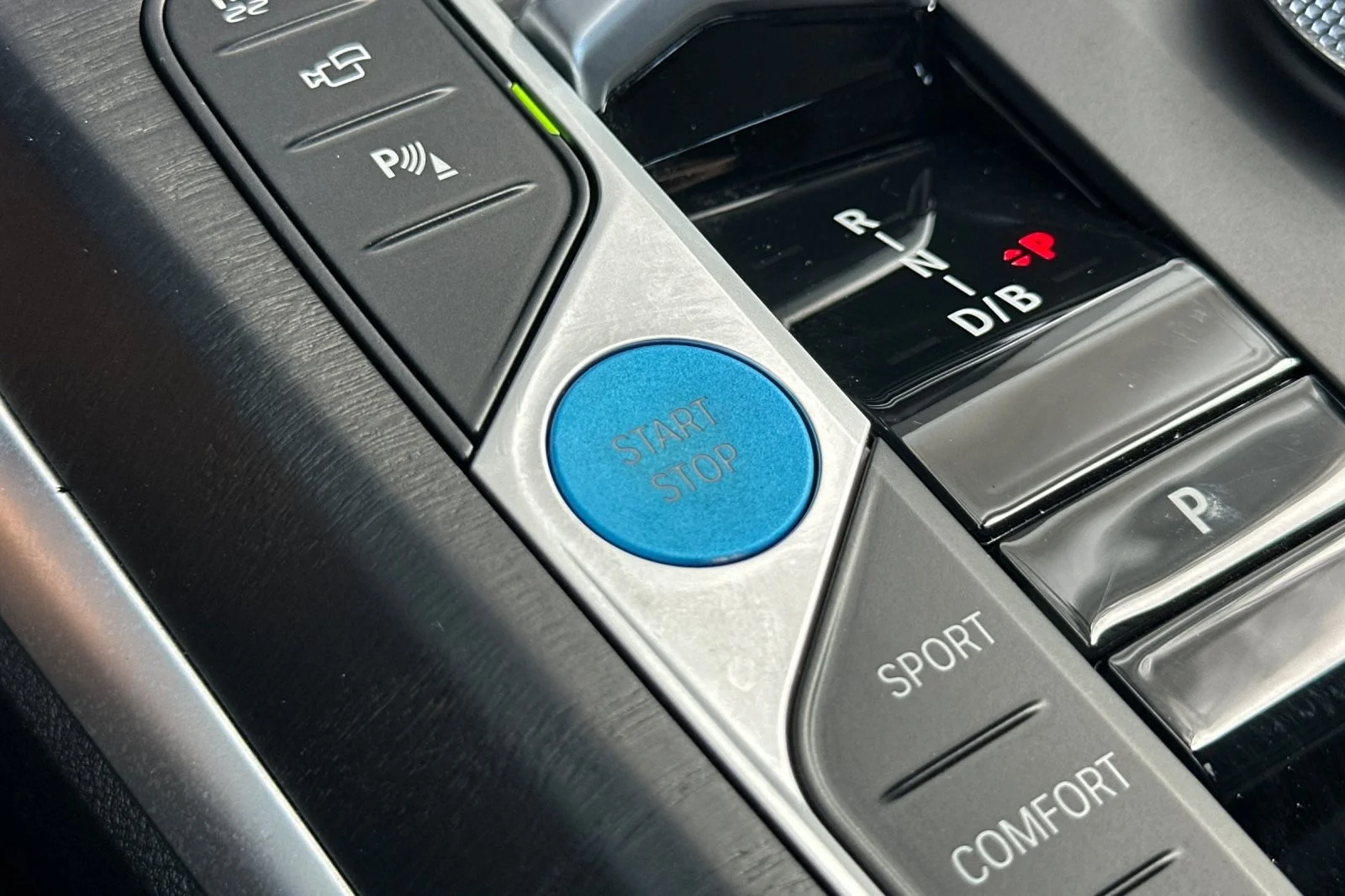 Certified Used 2023 Portimao Blue Metallic BMW eDrive40 image 21