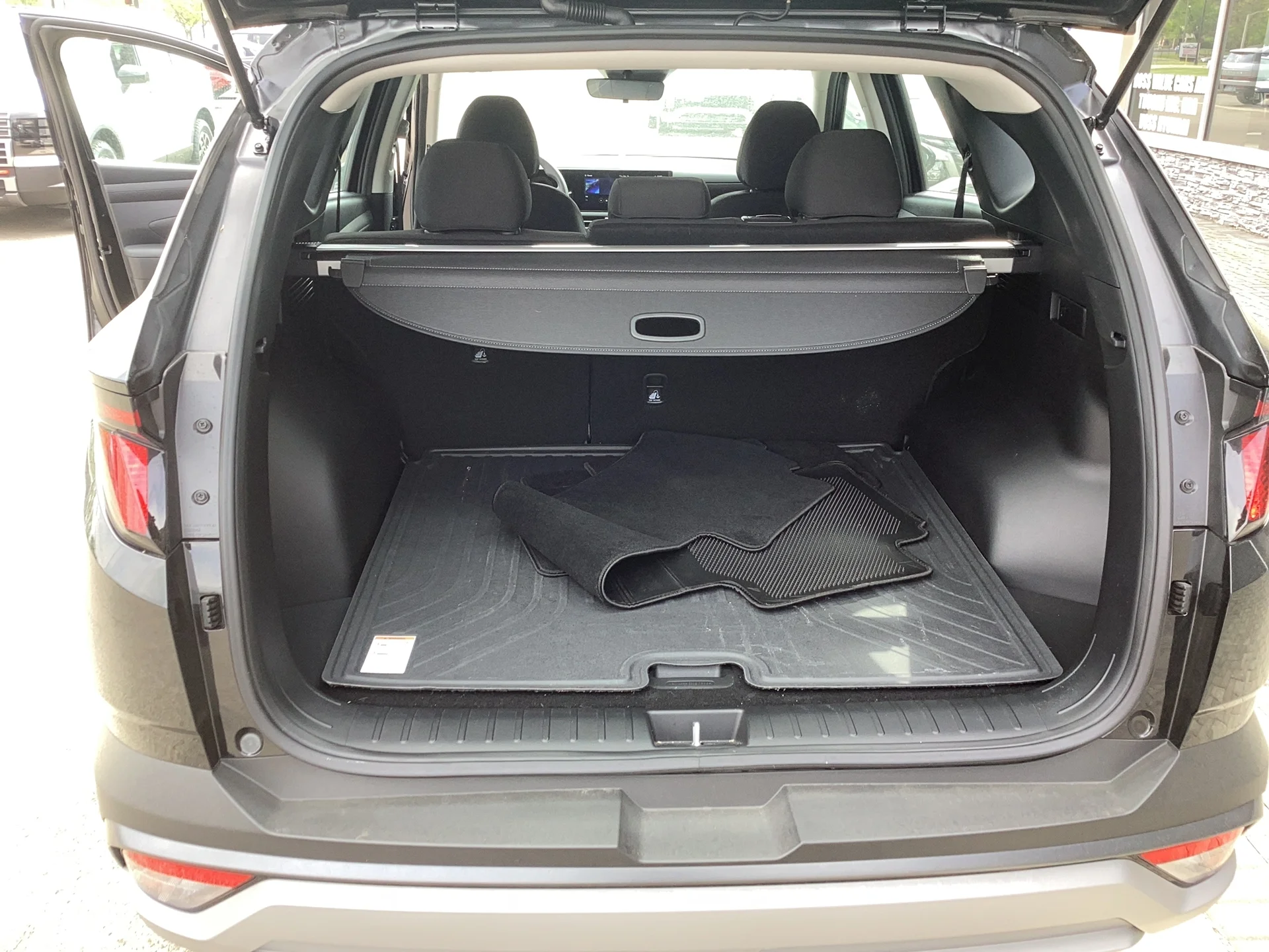 Certified Used 2026 Phantom Black Pearl Hyundai SE image 13