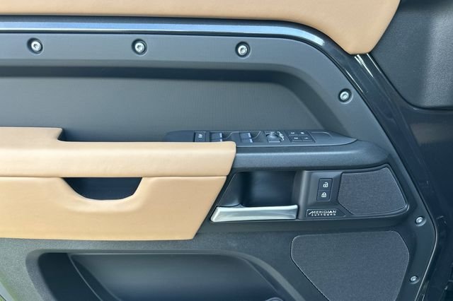New 2026 Carpathian Grey Land Rover X image 10