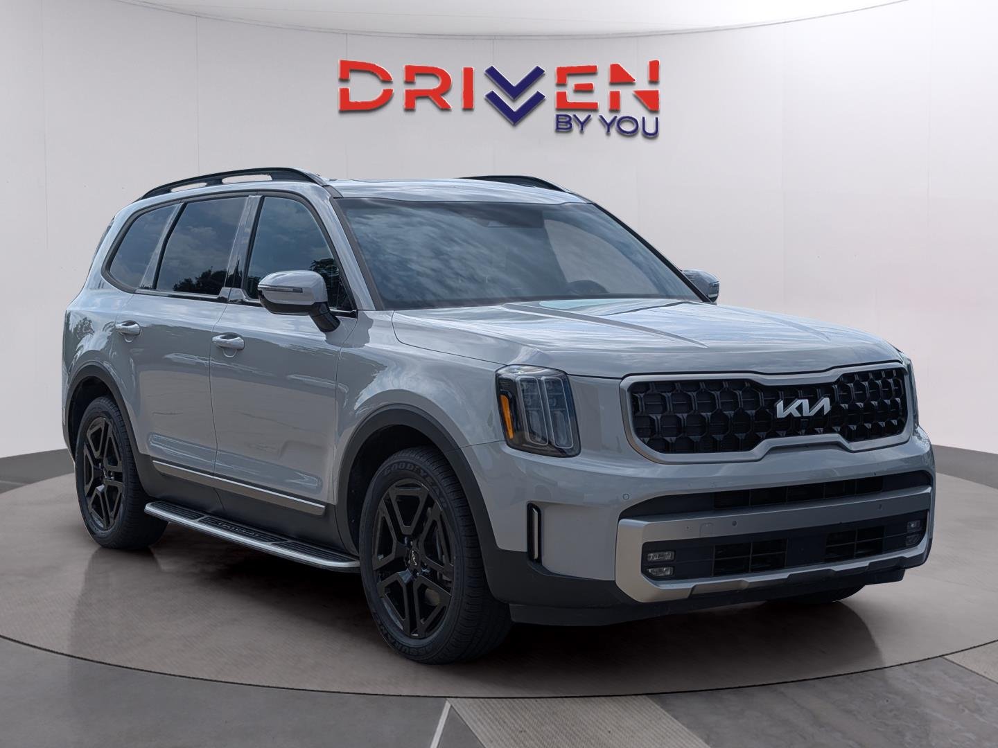 Used 2023 Wolf Gray Kia SX X-Line image 7