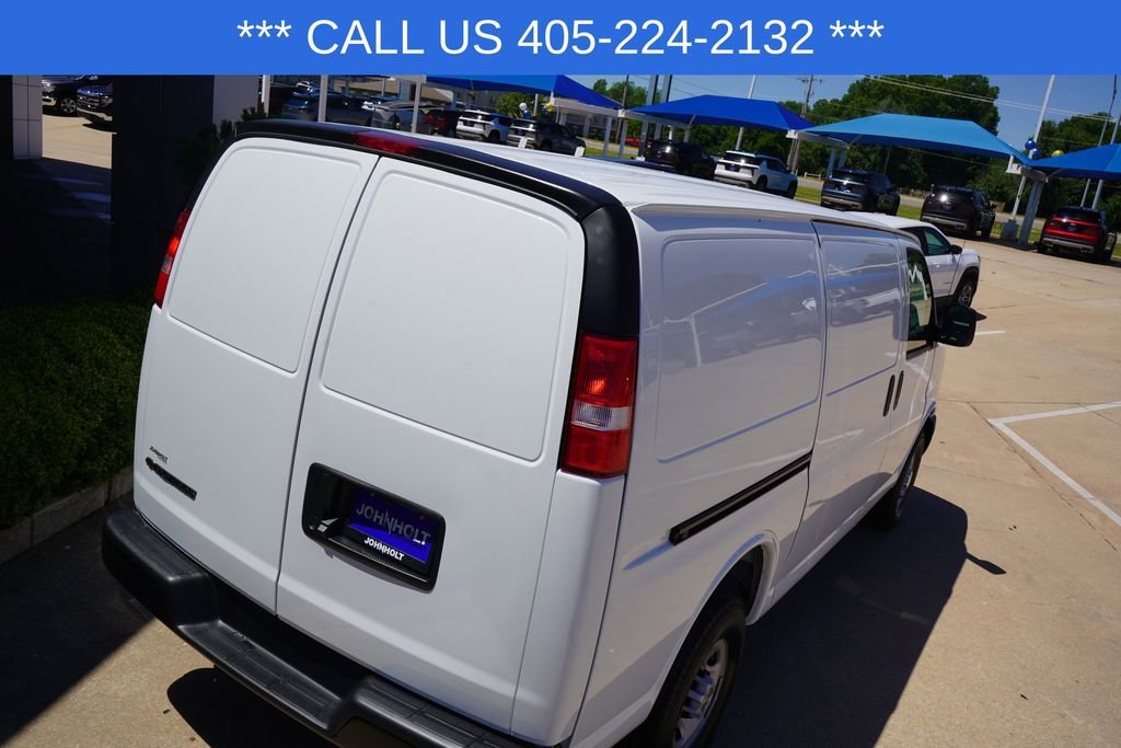 2026 Chevrolet Express Cargo Work Van - Photo 12
