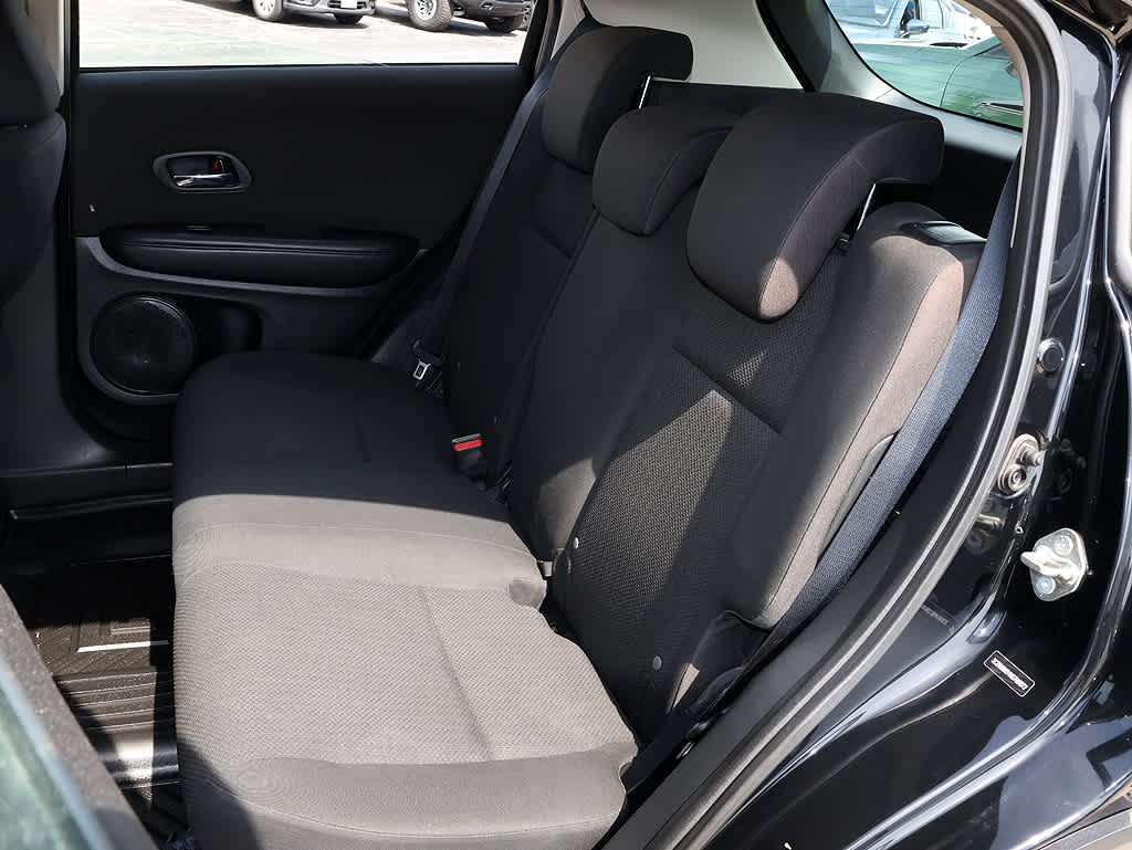 2017 Honda HR-V LX - Photo 8