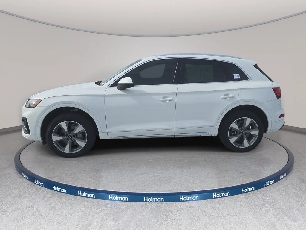 Used 2023 White Audi 40 Premium image 11