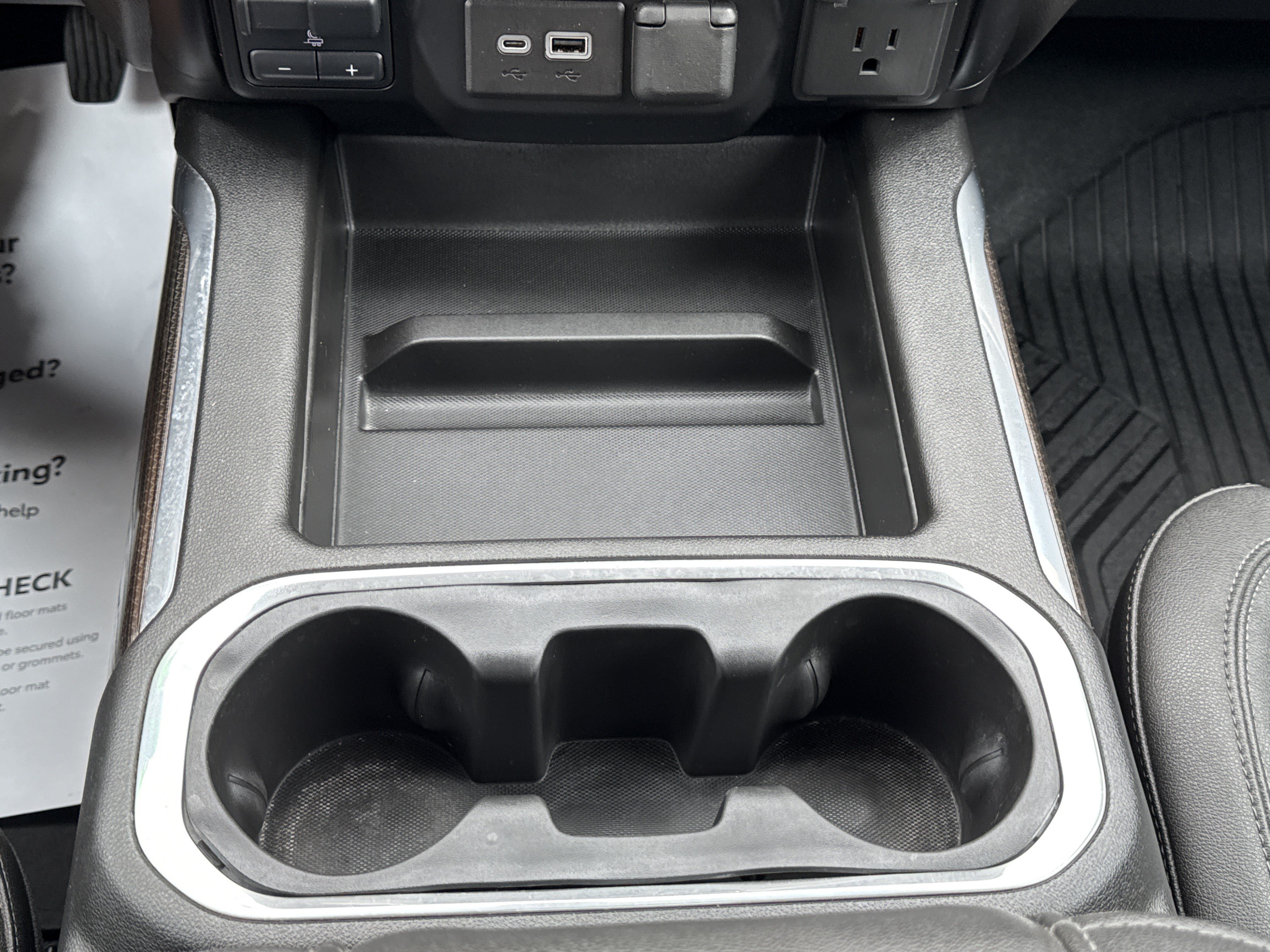 Used 2023 Summit White Chevrolet LT image 24