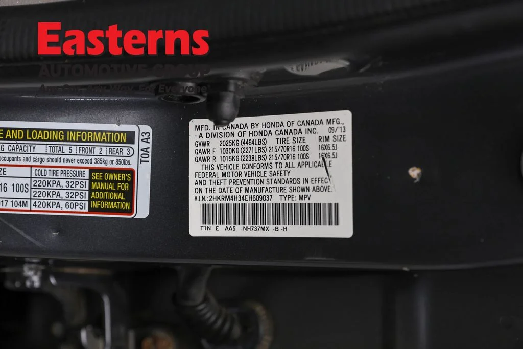 Used 2014 Gray Honda LX image 27