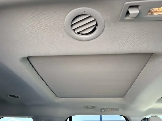 Used 2018 Silver Ford Platinum image 24