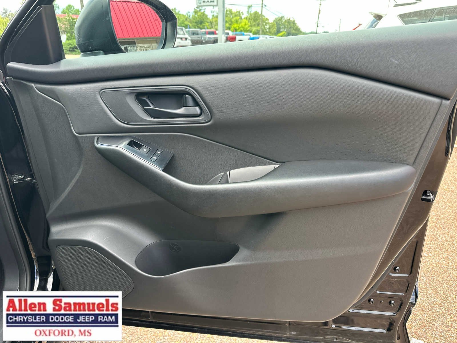 Used 2024 Super Black Nissan S image 43