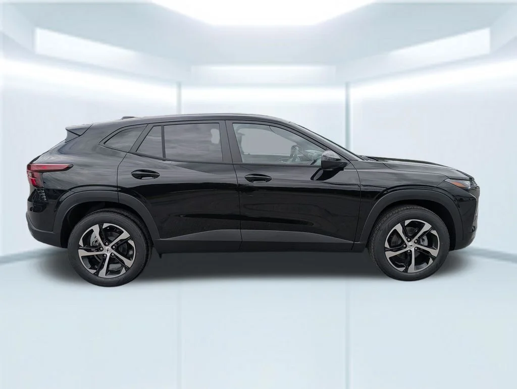 2026 Chevrolet Trax RS - Photo 7
