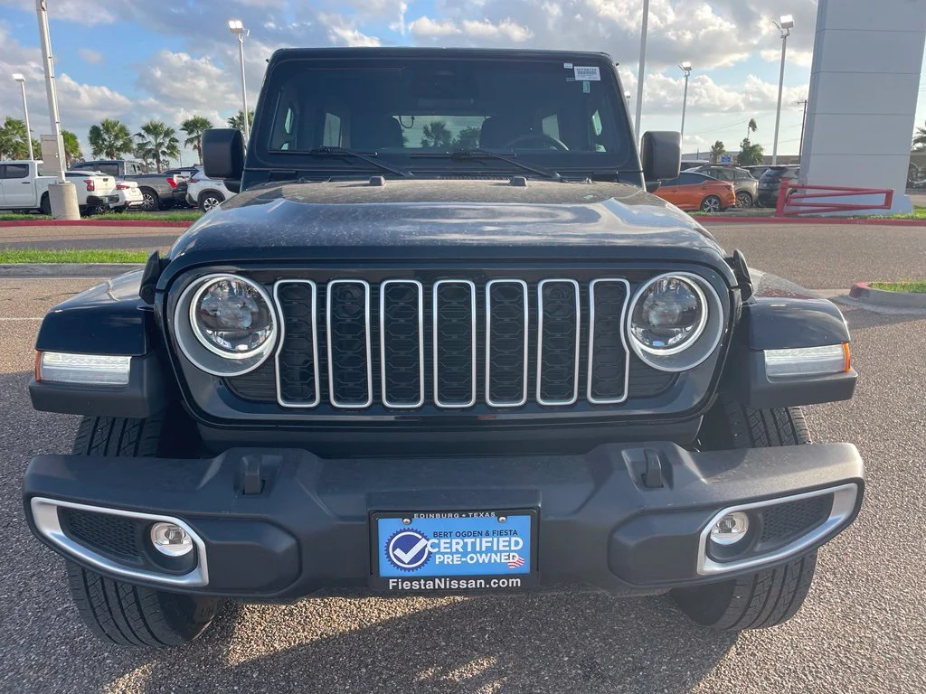Used 2025 Black Jeep Sahara image 7