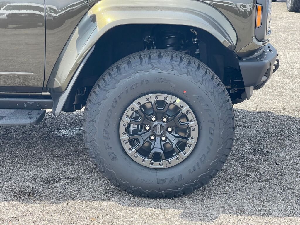 New 2026 Shelter Green Metallic Ford Raptor image 26