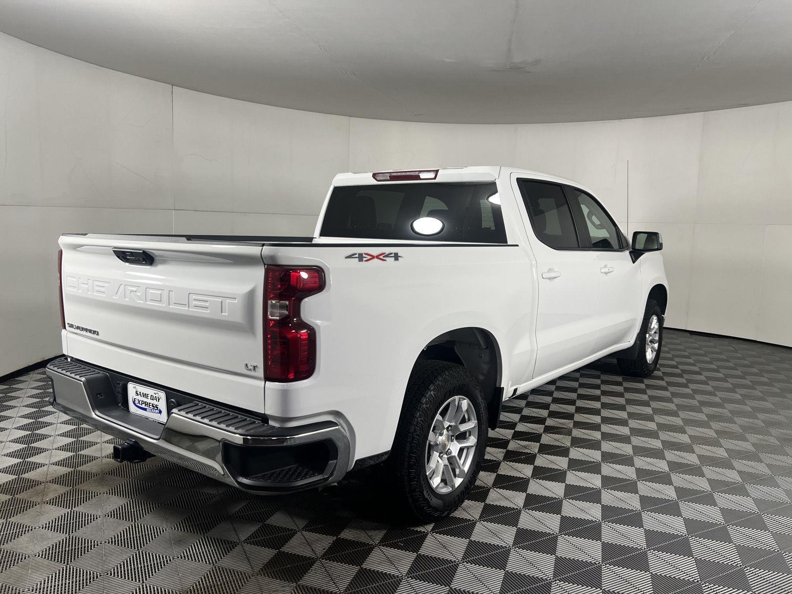 Used 2026 Summit White Chevrolet LT (2FL) image 6