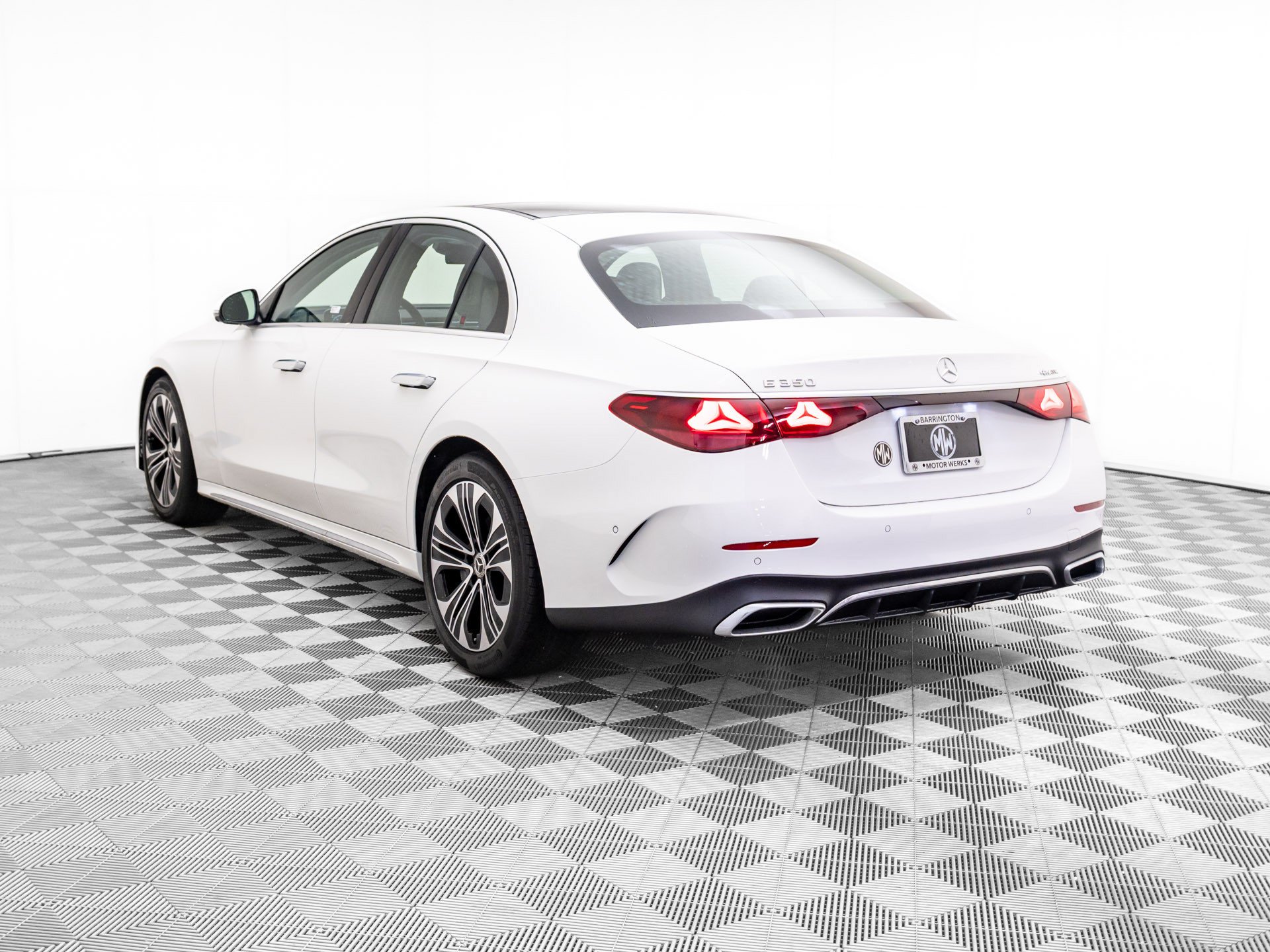 New 2026 White Mercedes-Benz E 350 image 3