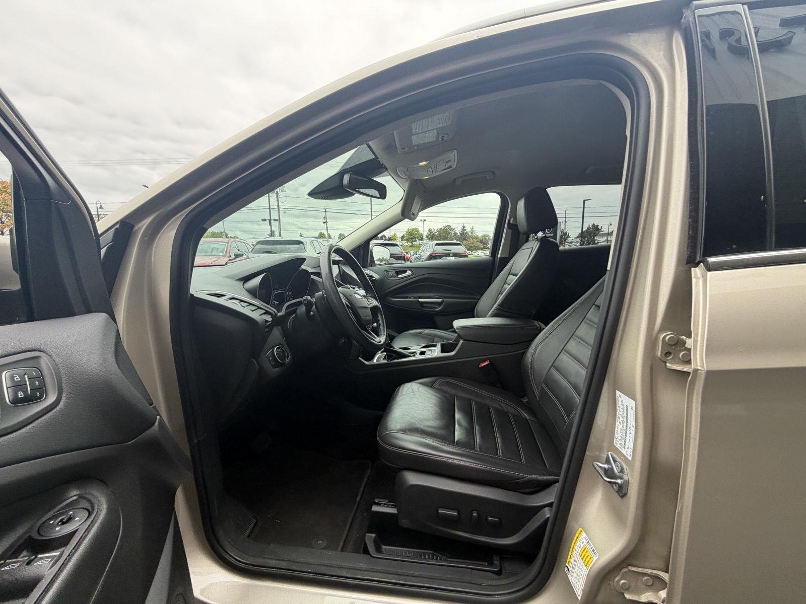 Used 2017 White Gold Ford Titanium image 2