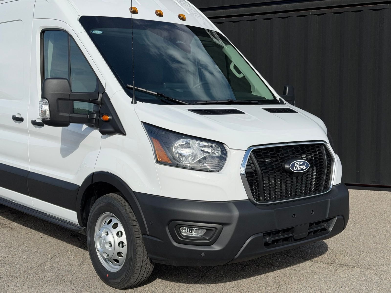 New 2026 White Ford Base image 3