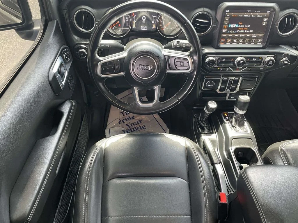 Used 2022 Gray Jeep Unlimited Sahara image 21