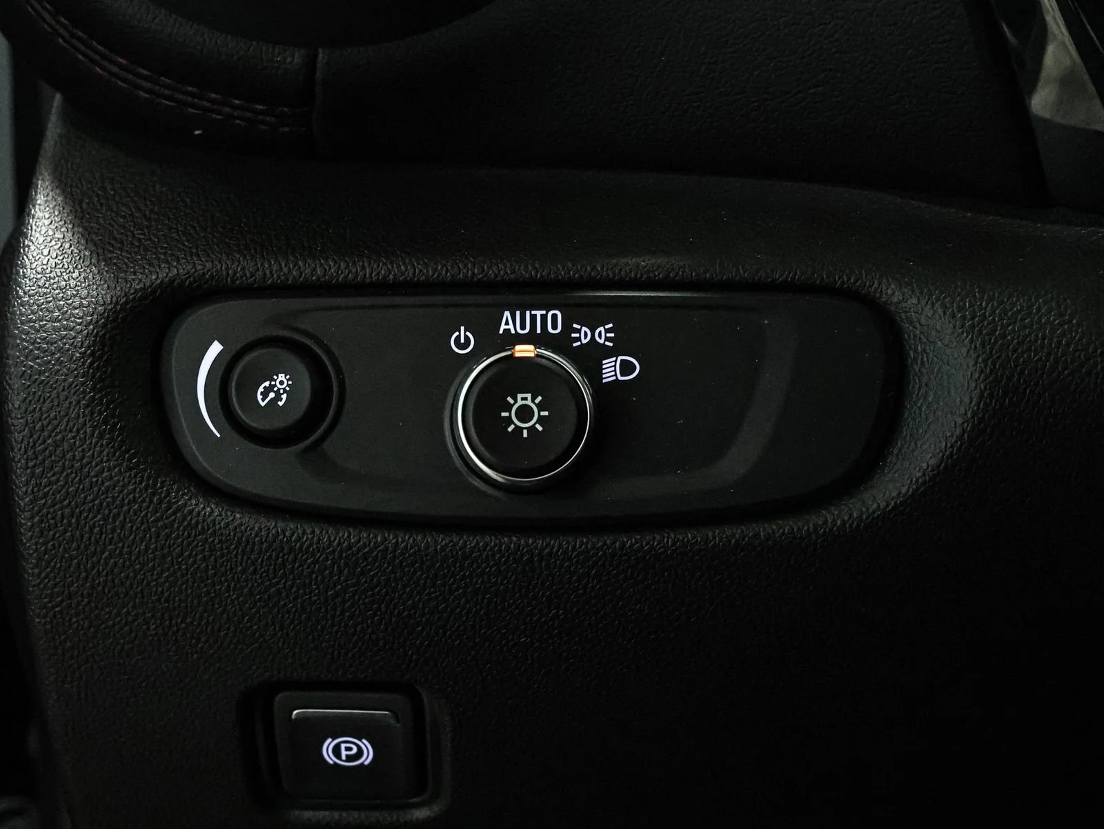 Used 2024 Black Chevrolet RS image 30