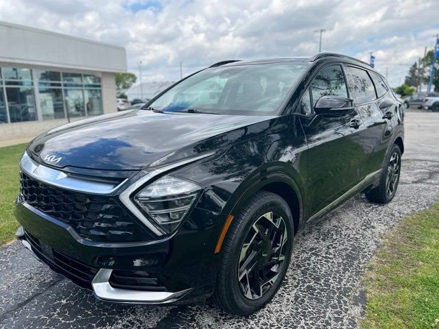 Used 2024 Black Kia SX-Prestige image 4