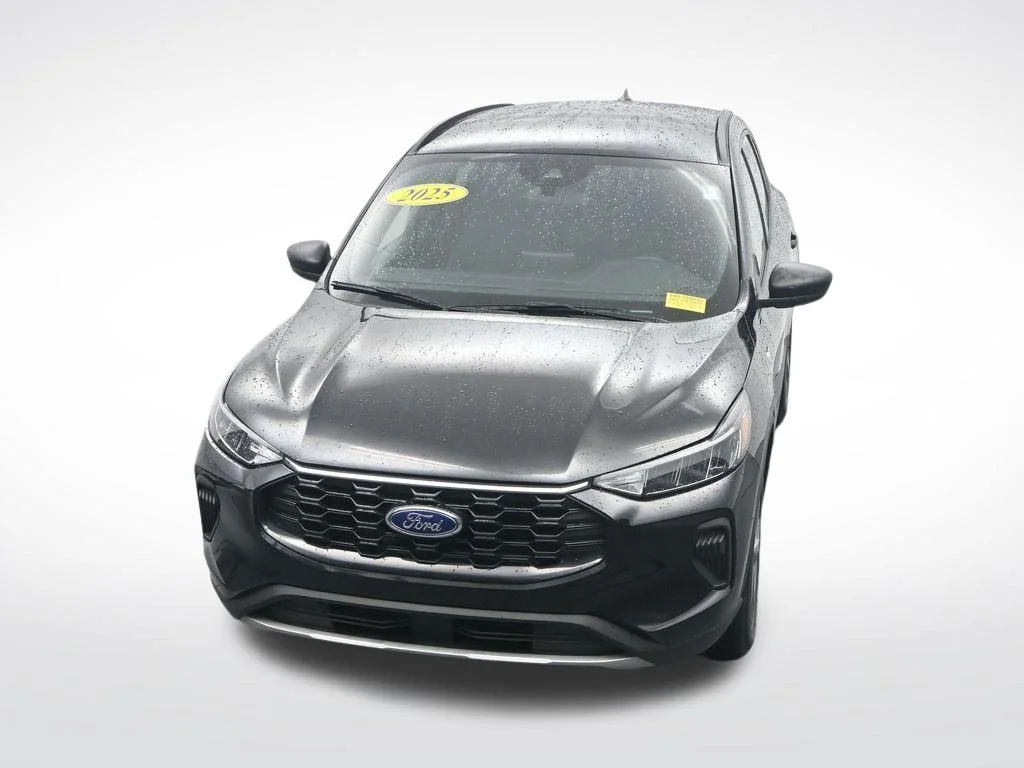 2025 Ford Escape ST-Line - Photo 23