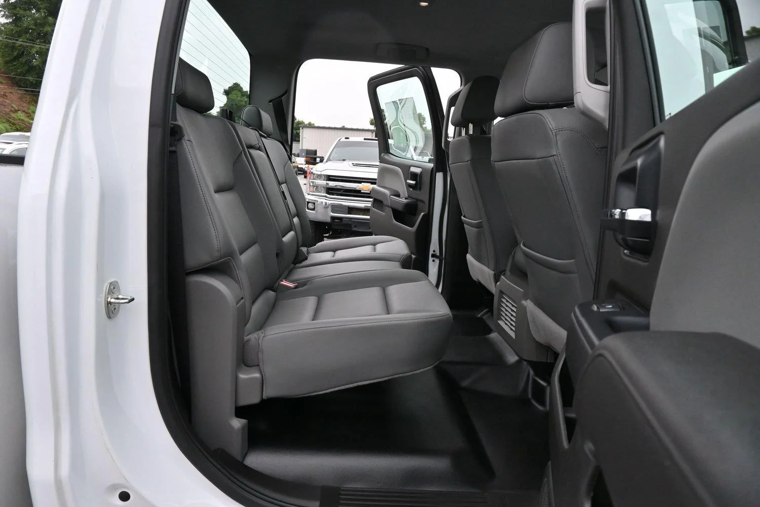 Used 2024 Summit White Chevrolet Work Truck image 33
