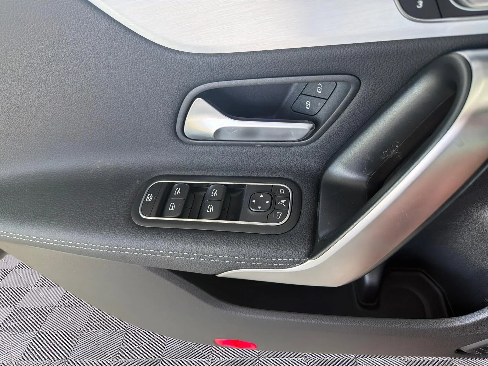 New 2026 Black Mercedes-Benz Cla 250 4matic Coupe image 19