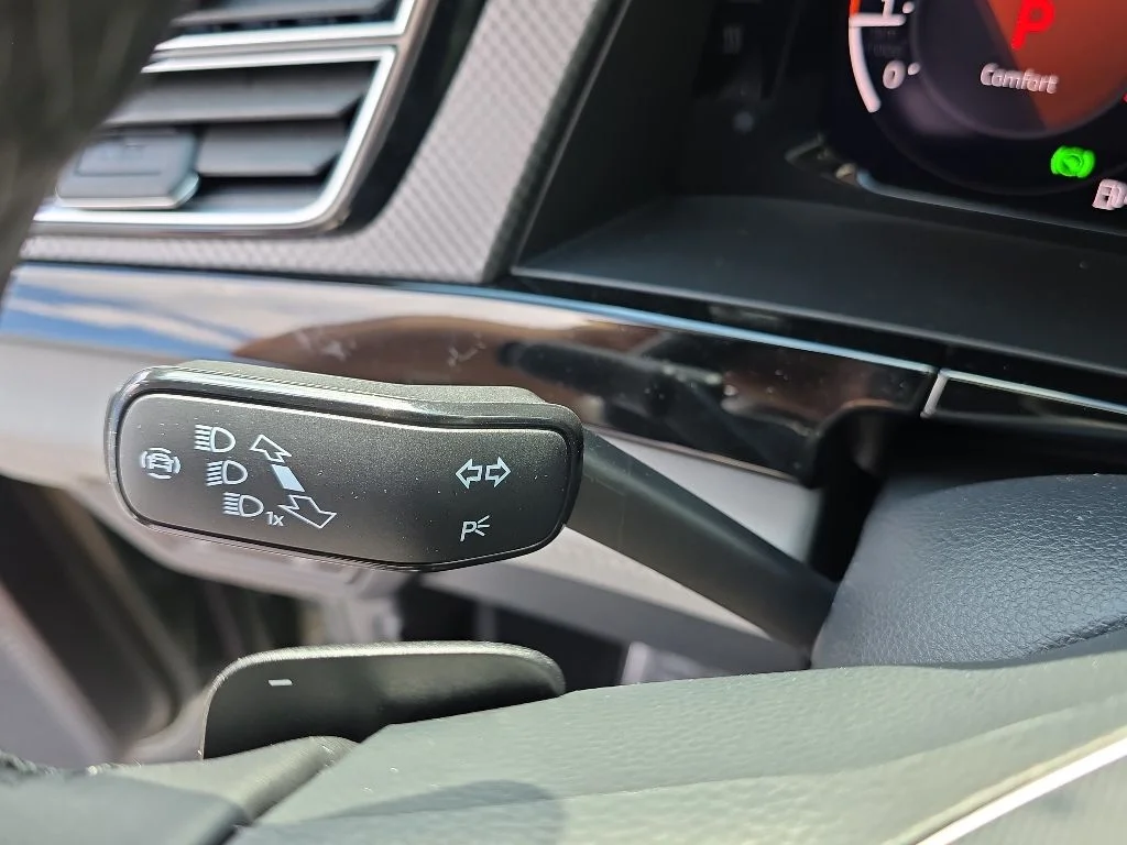 New 2026 Avocado Green Pearl Volkswagen 2.0T Peak Edition image 18