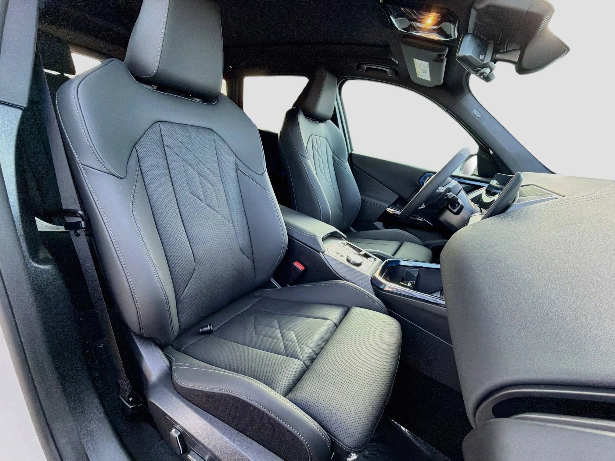 New 2026 Dune Grey Metallic BMW 30 xDrive image 15